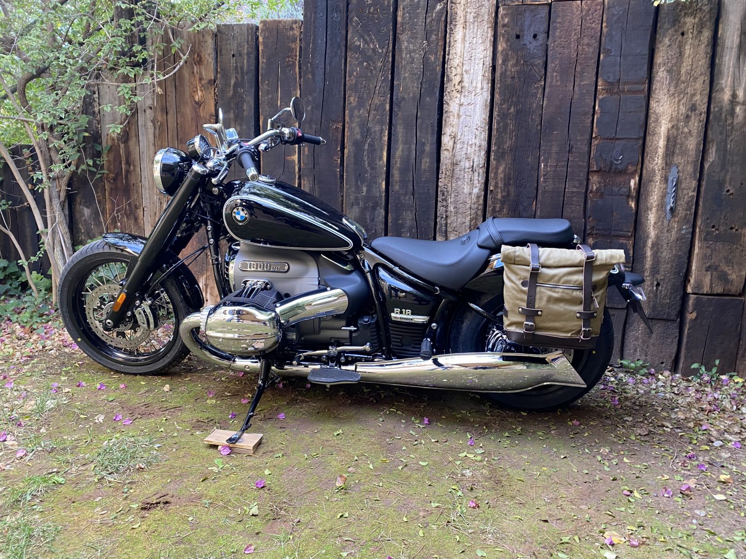Cuir Véritable Moto Selle 3 Sac 2 Côté & 1 Arrière Outil
