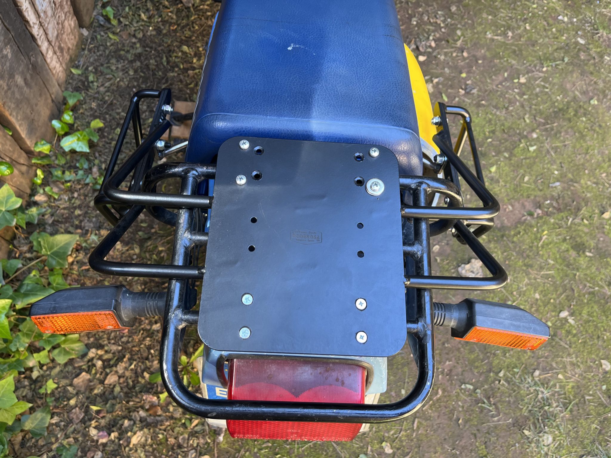 Saddlebag racks Yamaha XT600Z Tenere 1VJ satin black La Poderosa