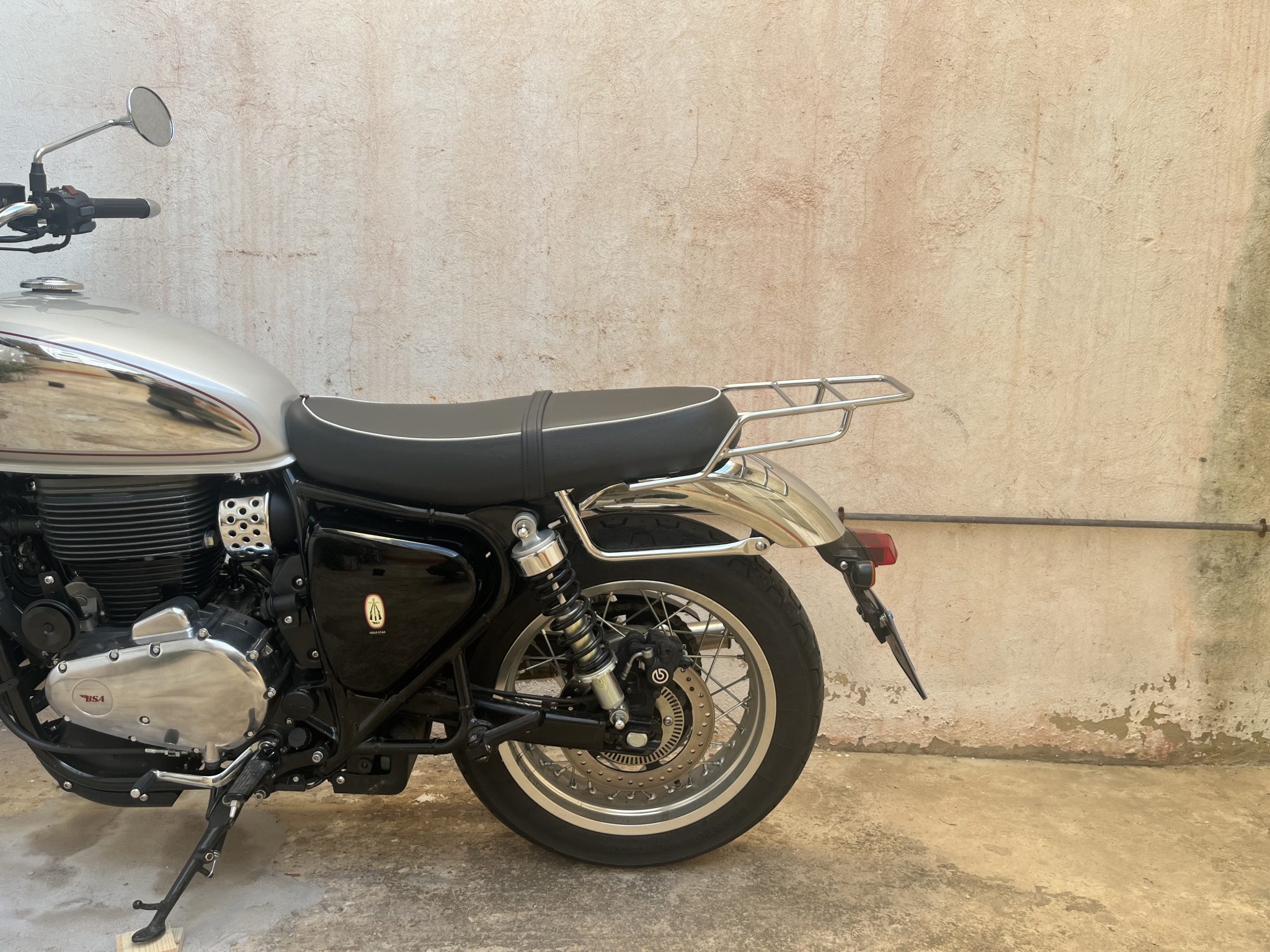 Rear luggage rack for BSA Goldstar 650 chrome - La Poderosa Goods ...
