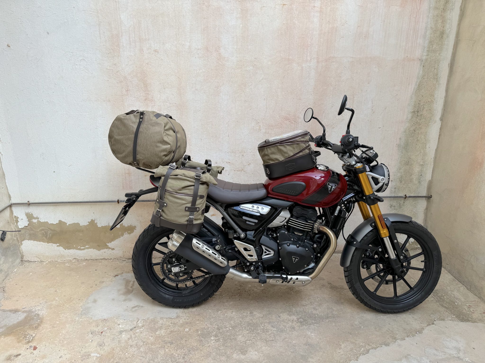 Full set Rear luggage carrier and racks for saddlebags Triumph 400X ...
